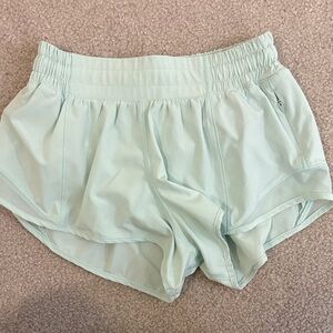 Lululemon Athletica Hotty Hot short